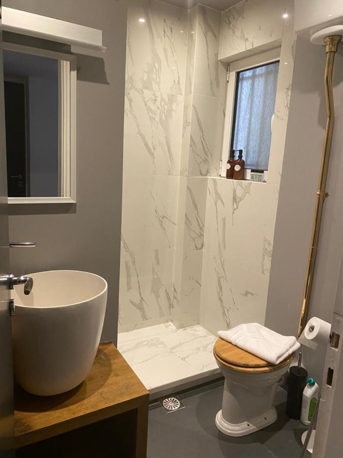 Apartment In Fancy Athenian Neighbourhood Esterno foto