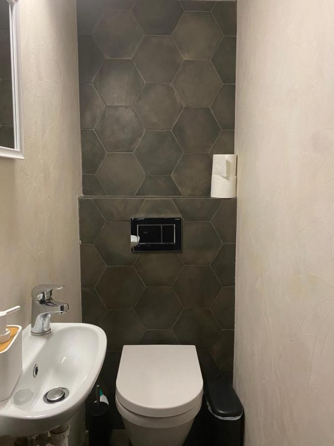 Apartment In Fancy Athenian Neighbourhood Esterno foto